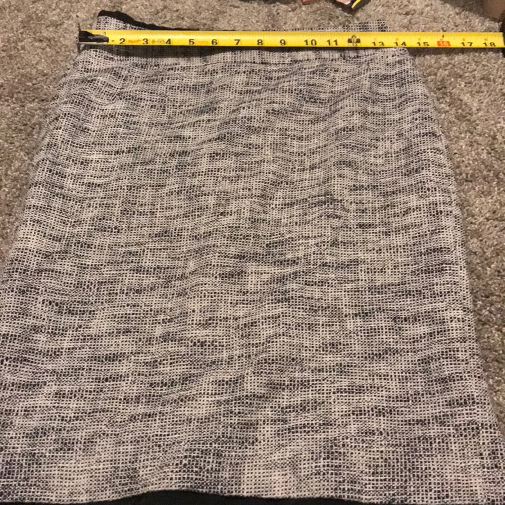 Banana Republic classy tweed pencil skirt